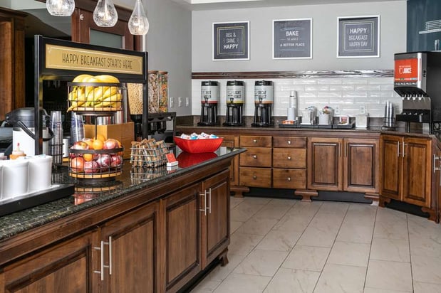 Images Hampton Inn & Suites Nashville-Green Hills