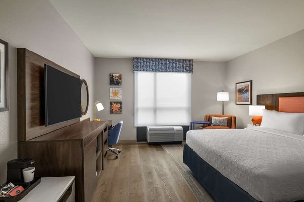 Images Hampton Inn Austin East Side 5th Street