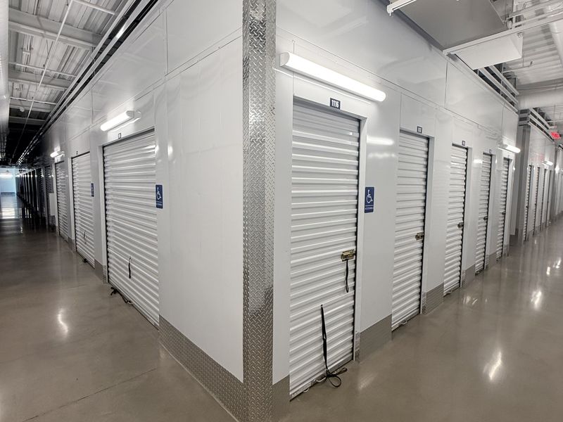 Images Extra Space Storage
