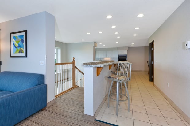 Images Holiday Inn Express & Suites Petoskey by IHG