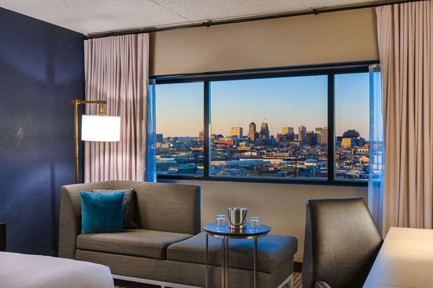Images DoubleTree by Hilton Hotel Newark Airport