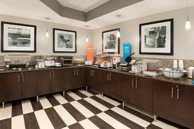 Images Hampton Inn Appleton-Fox River Mall Area