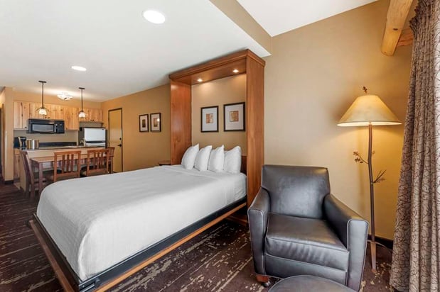 Images Best Western Premier The Lodge on Lake Detroit