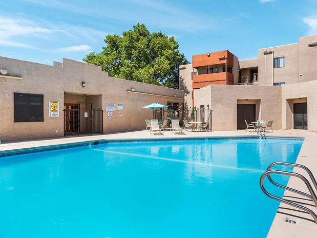 Images Mesa Ridge Apartments