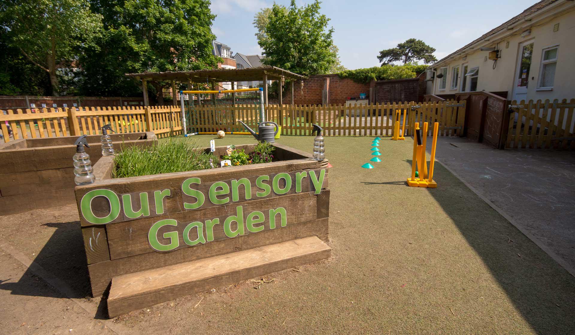 Bright Horizons Sandown Park Day Nursery and Preschool Esher 03300 573969