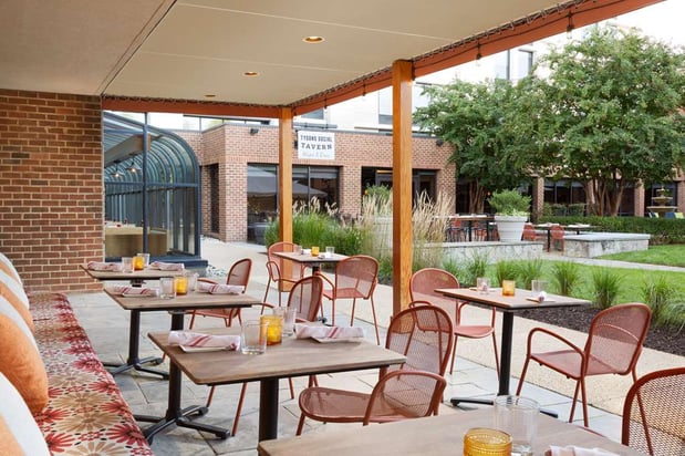 Images DoubleTree by Hilton McLean Tysons