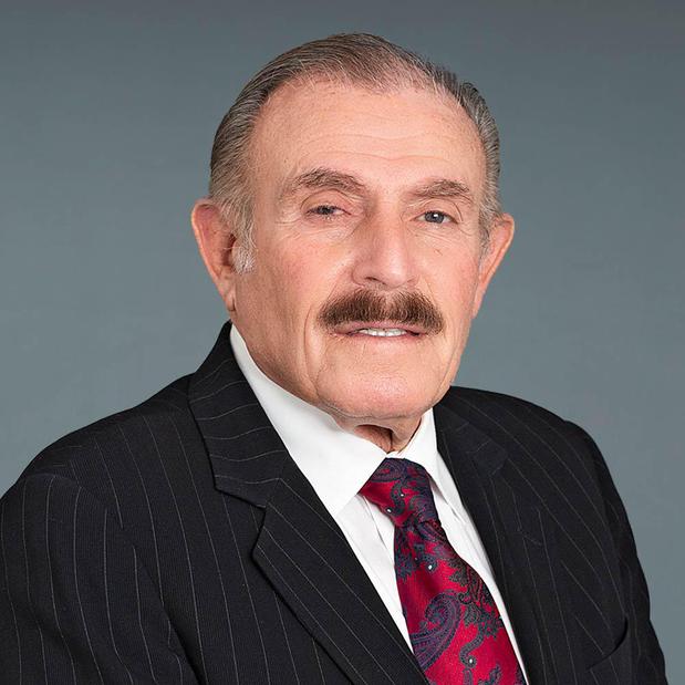 Images Israel J. Jacobowitz, MD
