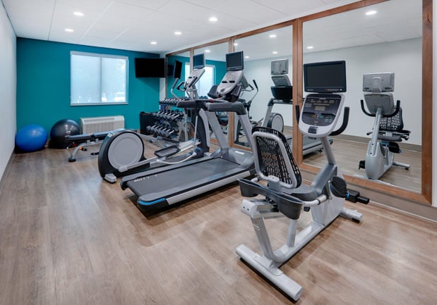 Images Holiday Inn Express & Suites San Antonio NW Near Seaworld by IHG