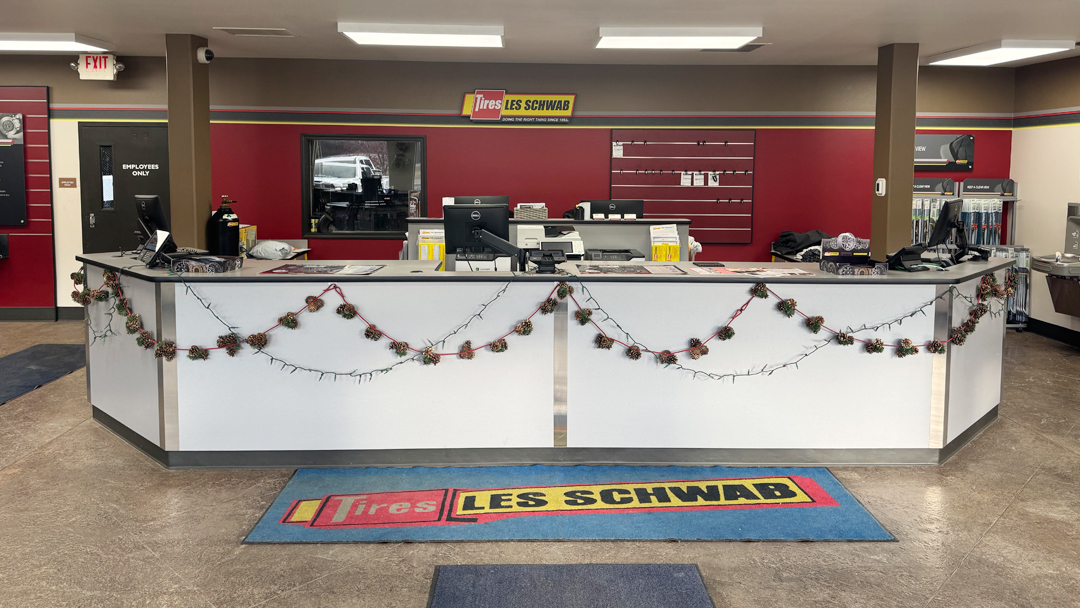 Les Schwab Tire Center