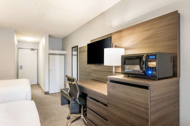 Images SureStay by Best Western SeaTac Airport North