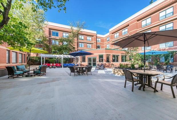 Images Holiday Inn Express Naperville by IHG