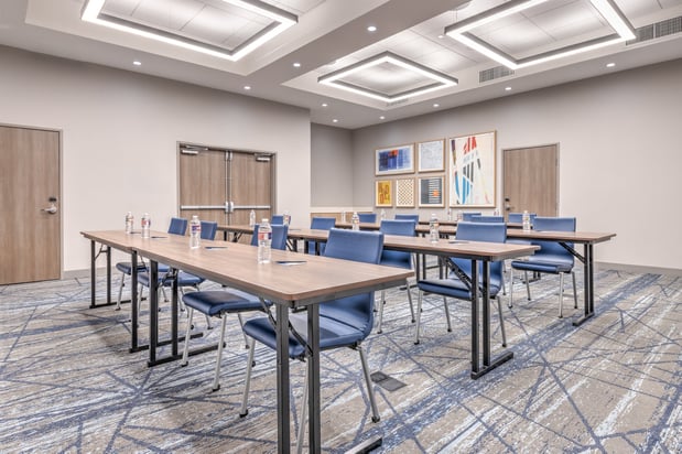 Images Holiday Inn Express & Suites Austin Airport East by IHG