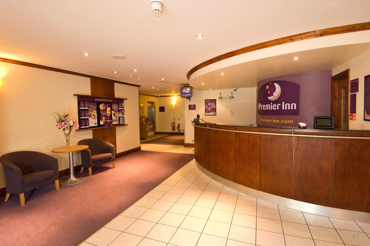 Images Premier Inn Gatwick Crawley Town West hotel