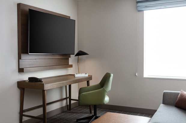 Images Staybridge Suites Iowa City - Coralville by IHG