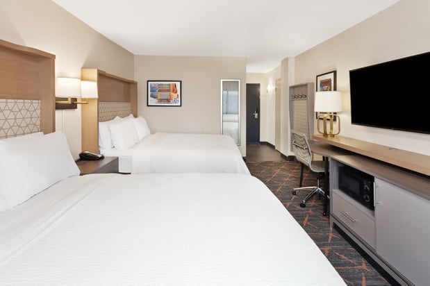 Images Holiday Inn Chicago Oakbrook by IHG