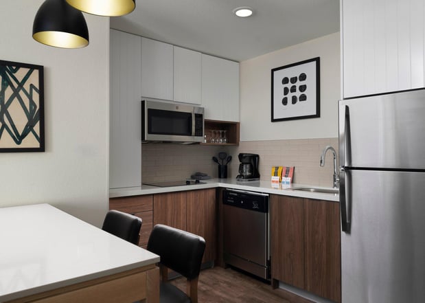 Images Staybridge Suites Flowood – NW Jackson by IHG