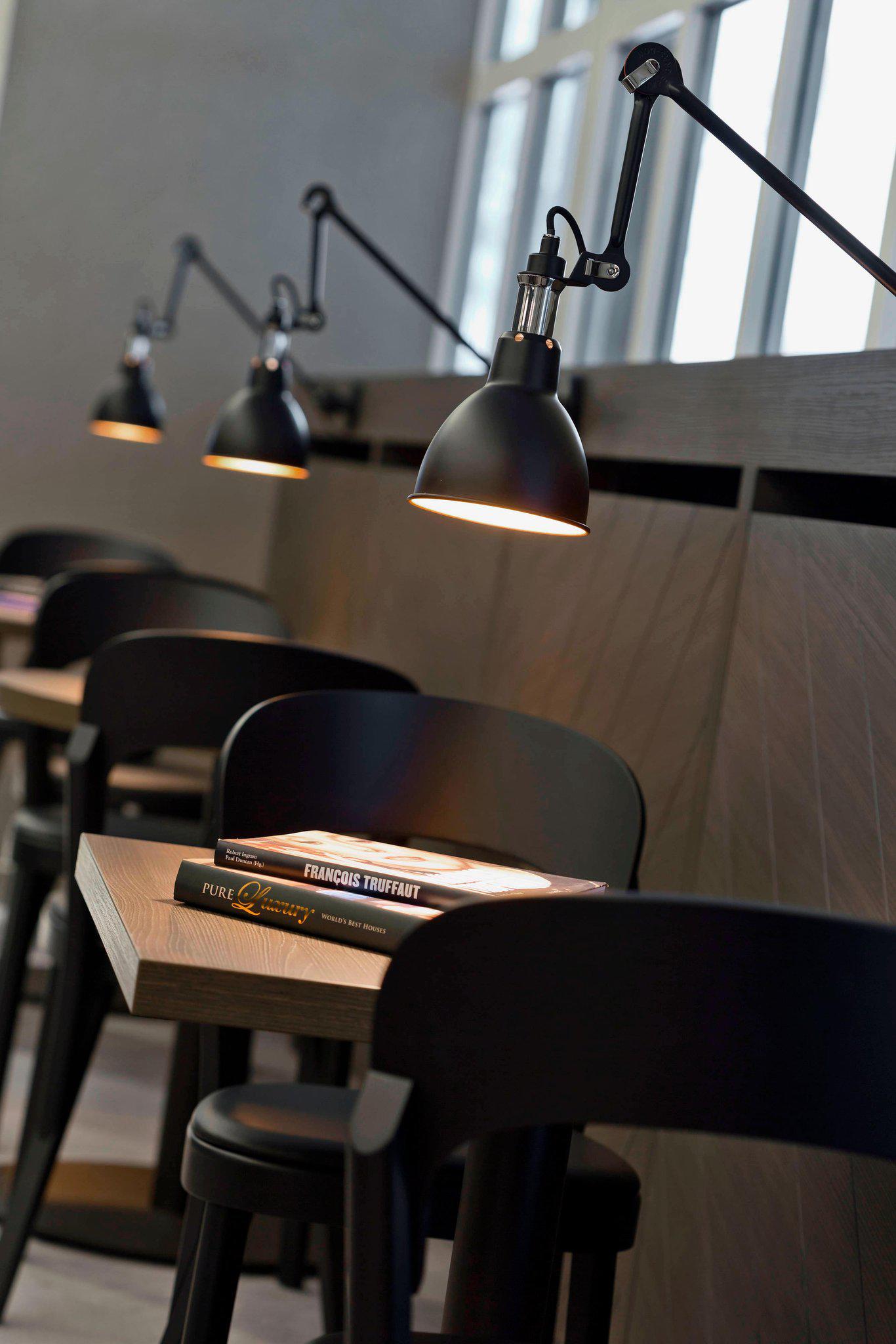 Renaissance Wien Hotel, Linke Wienzeile/Ullmannstrasse 71 in Vienna