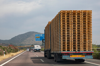 A.T. Hessen Paletten GmbH, Walldorfer Weg 30 in Mörfelden-Walldorf