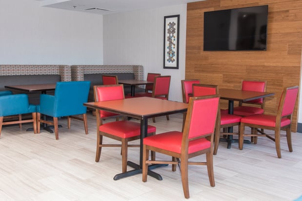 Images Holiday Inn Express & Suites Columbia-Fort Jackson by IHG