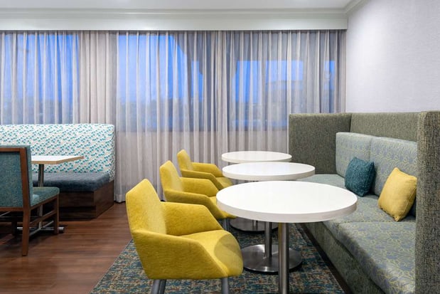 Images Hampton Inn Buffalo-Airport/Galleria Mall