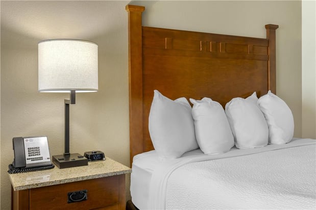 Images Best Western Plus Riverfront Hotel and Suites