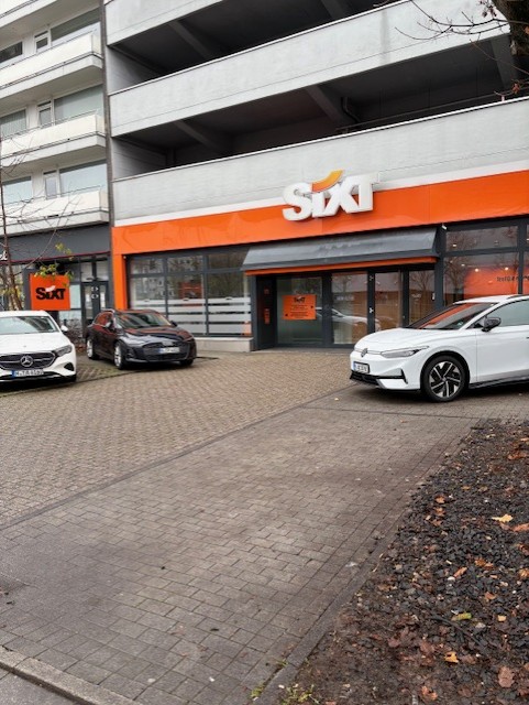 SIXT Auto- und Transportervermietung Essen Limbecker Platz, Ostfeldstr. 9 in Essen
