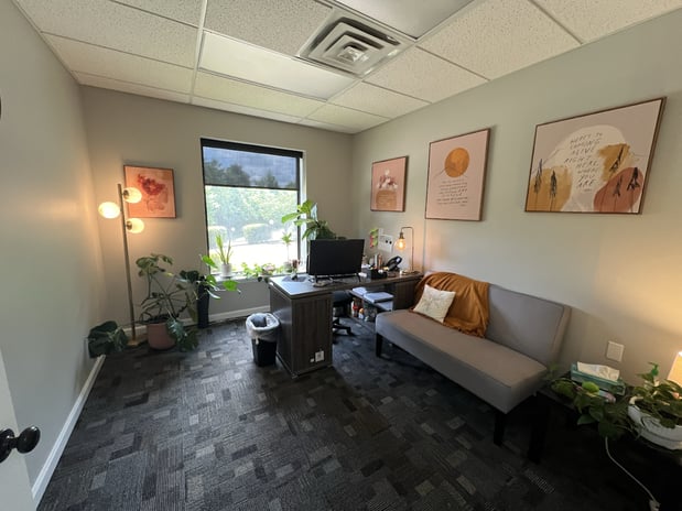 Images Iris Wellness Group