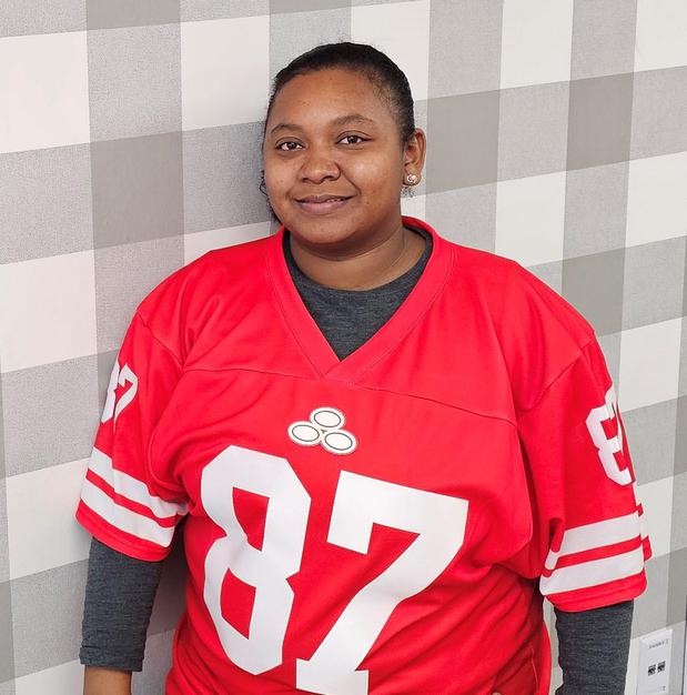 Images Laura San Nicolas - State Farm Insurance Agent