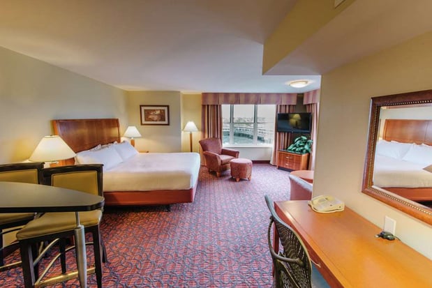 Images Hilton Garden Inn Manchester Downtown