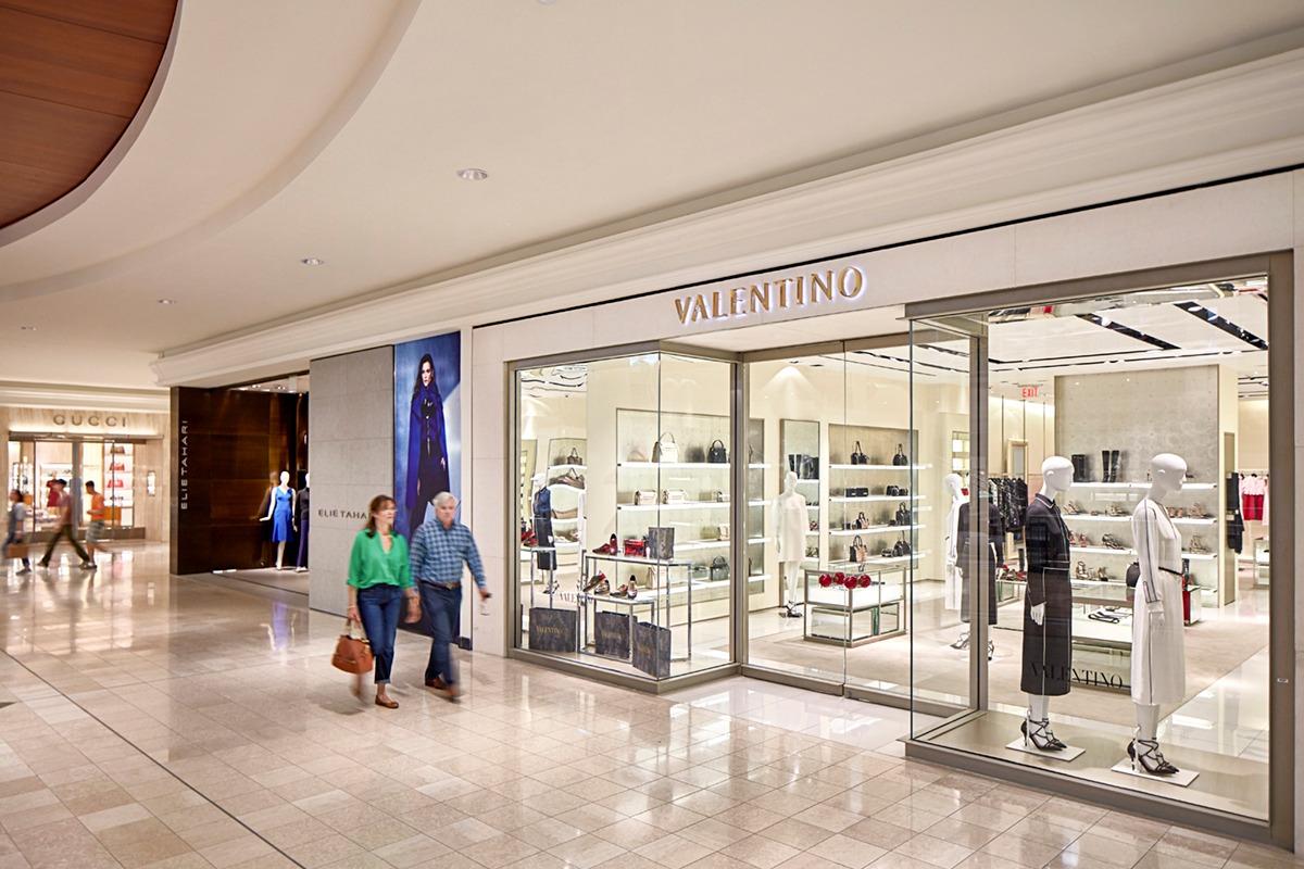 Louis Vuitton Atlanta Saks Phipps Plaza store, United States