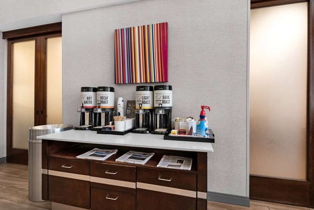 Images Hampton Inn & Suites Pensacola I-10 North at University Town Plaza