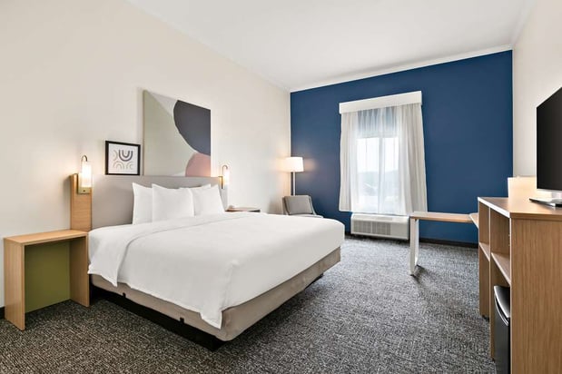 Images Spark by Hilton Commerce, GA