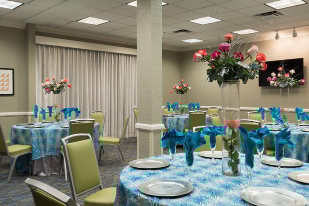 Images Holiday Inn Express & Suites Ft. Lauderdale-Plantation by IHG