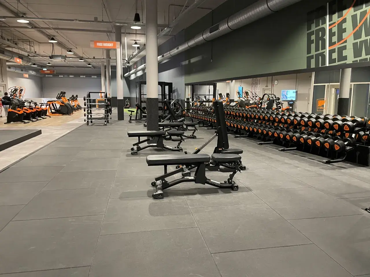 Foto's Basic-Fit 24/7