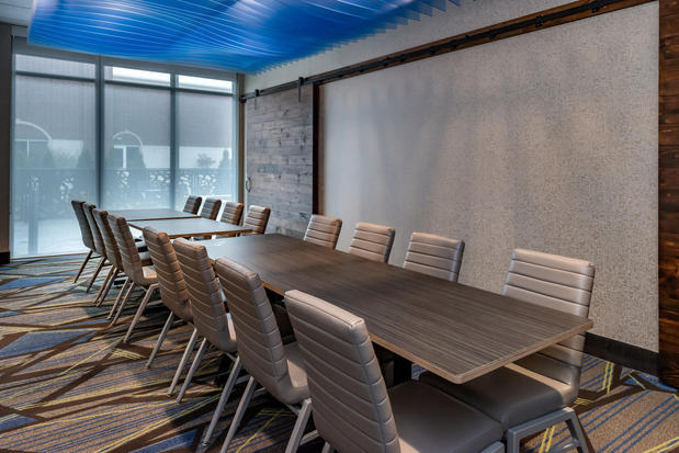 Images Holiday Inn Express & Suites Romeoville - Joliet North by IHG