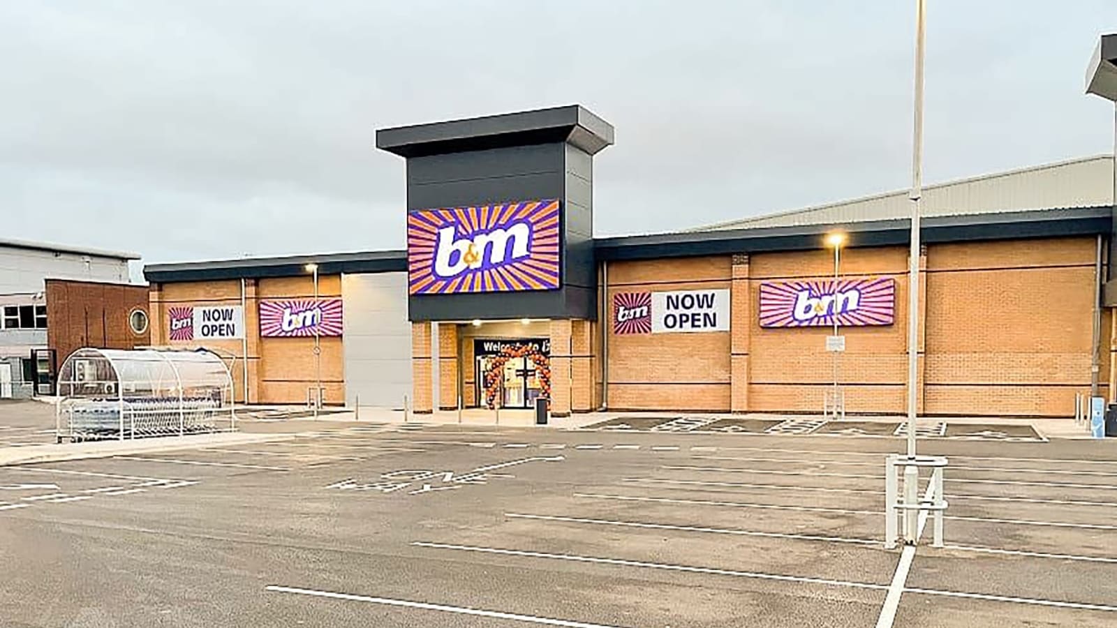 Images B&M Store