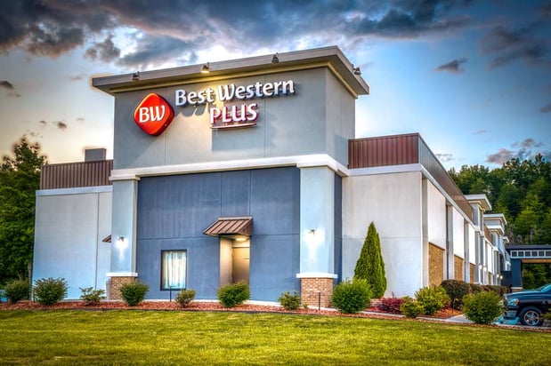 Images Best Western Plus Yadkin Valley Inn & Suites