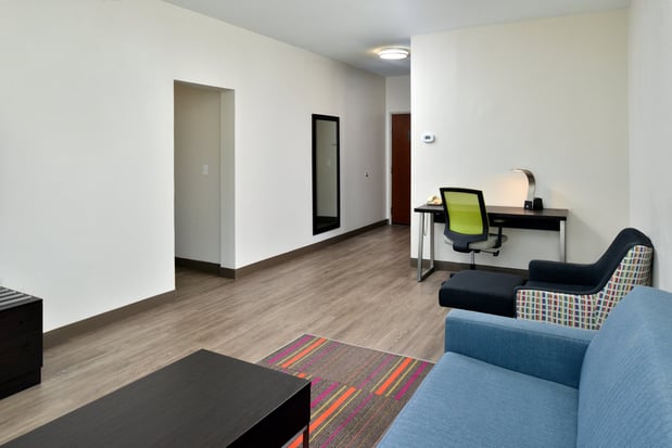 Images Holiday Inn Express & Suites Carthage by IHG