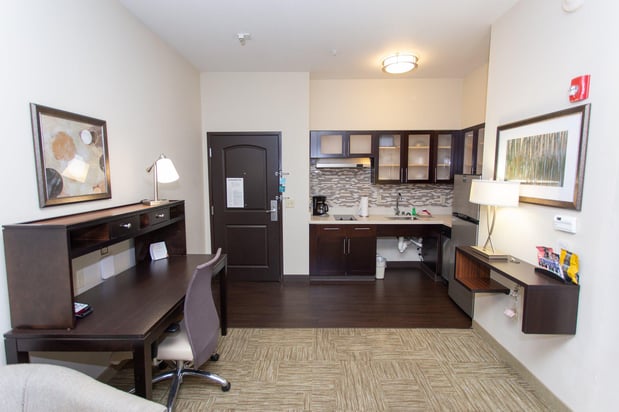 Images Staybridge Suites Bowling Green by IHG