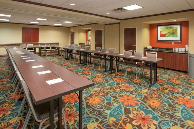 Images Hampton Inn & Suites Cincinnati-Union Centre