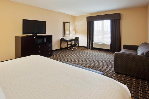 Images Holiday Inn Arlington NE-Rangers Ballpark by IHG
