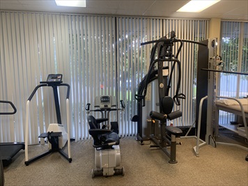 Images Select Physical Therapy - Coral Springs - The Walk