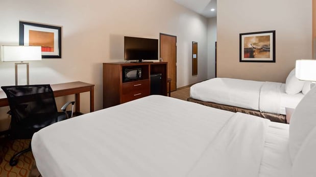 Images Best Western Plus Spring Inn & Suites