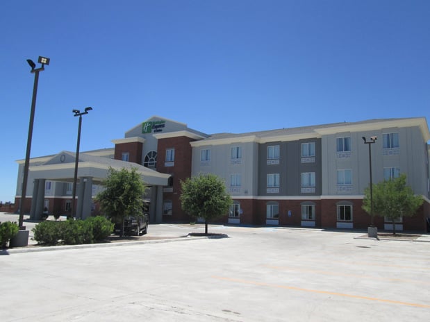 Images Holiday Inn Express & Suites Fort Stockton by IHG