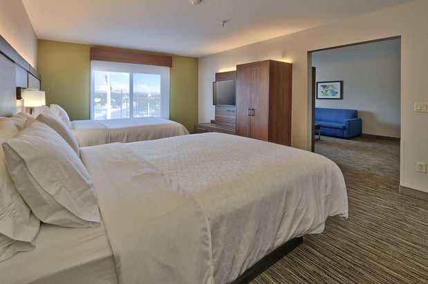 Images Holiday Inn Express & Suites Albuquerque Historic Old Town by IHG