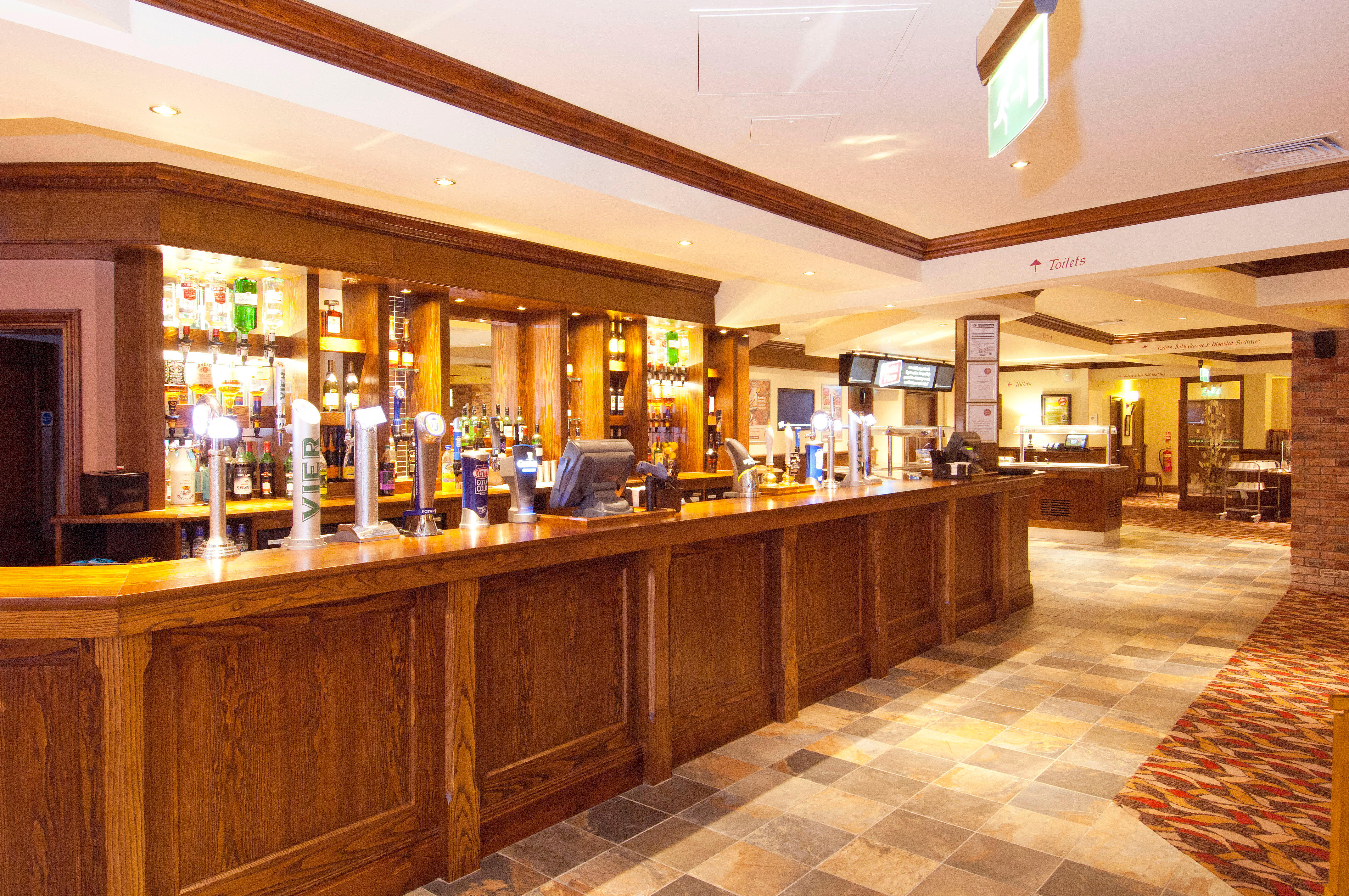 Brewers Fayre restaurant Premier Inn Blackburn South (M65, J4) hotel Lower Darwen 03337 773917