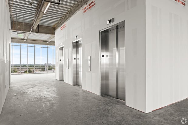 Images Lucid Private Offices - West Plano / Willow Bend