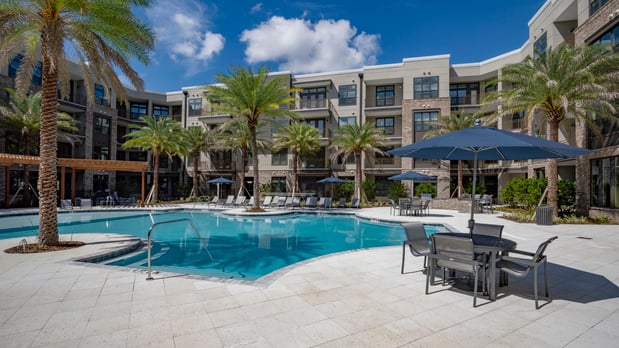 Images Barlow Apartments