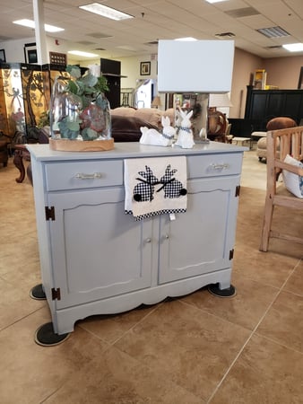 Images J and B Furniture Consignments