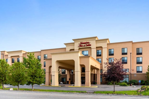Images Hampton Inn & Suites Fairbanks